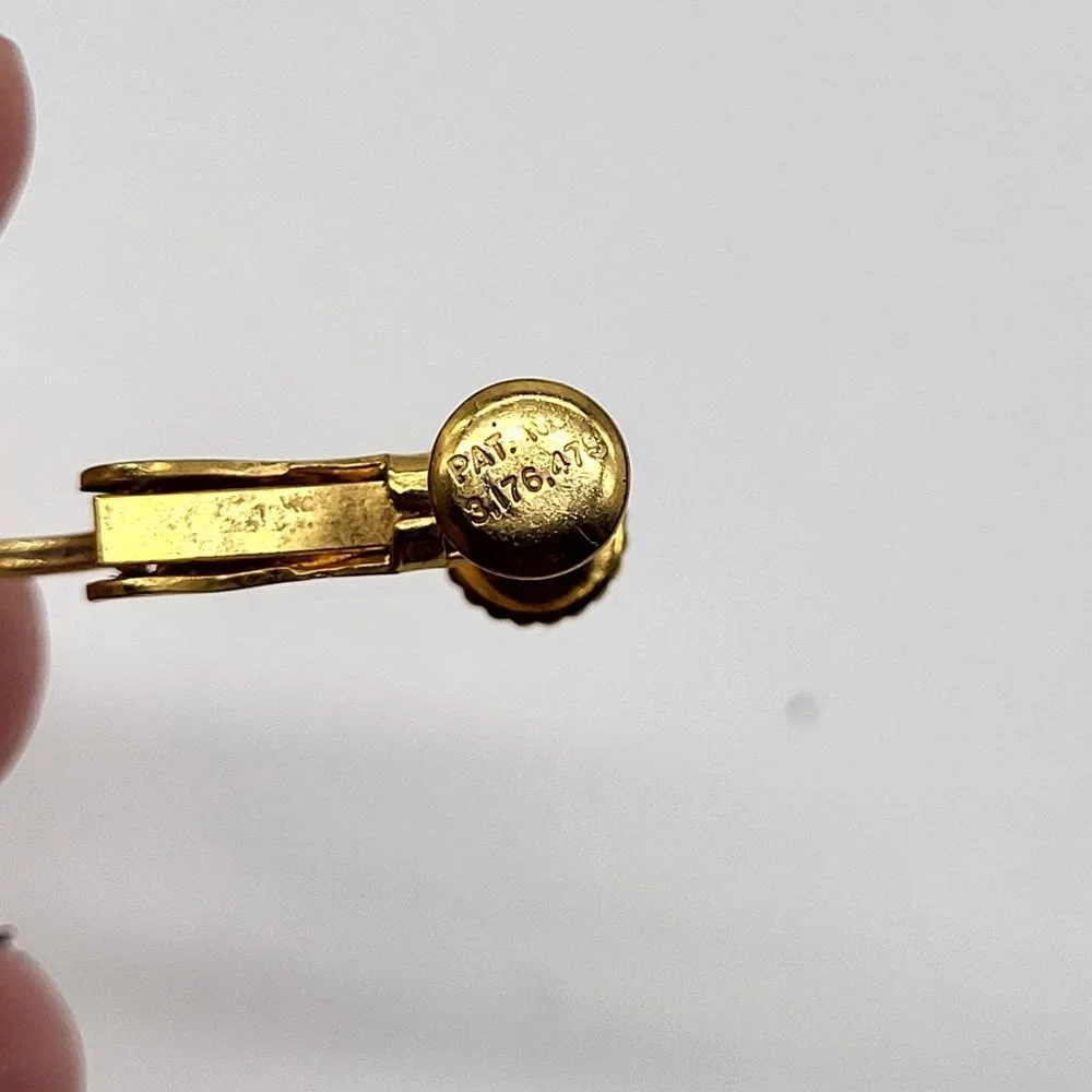 VTG Wire Ball Gold Tone Adjustable Clip On Earrings Patent 3.176.475 - Picture 3 of 7